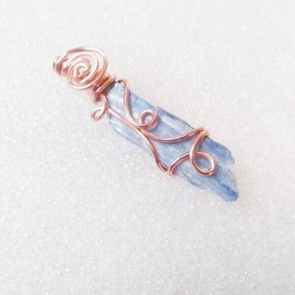 Raw/Rough Kyanite Pendant ~ Wire Wrapped ~ Unique Femme Design - Copper Wire! - Picture 3 of 8
